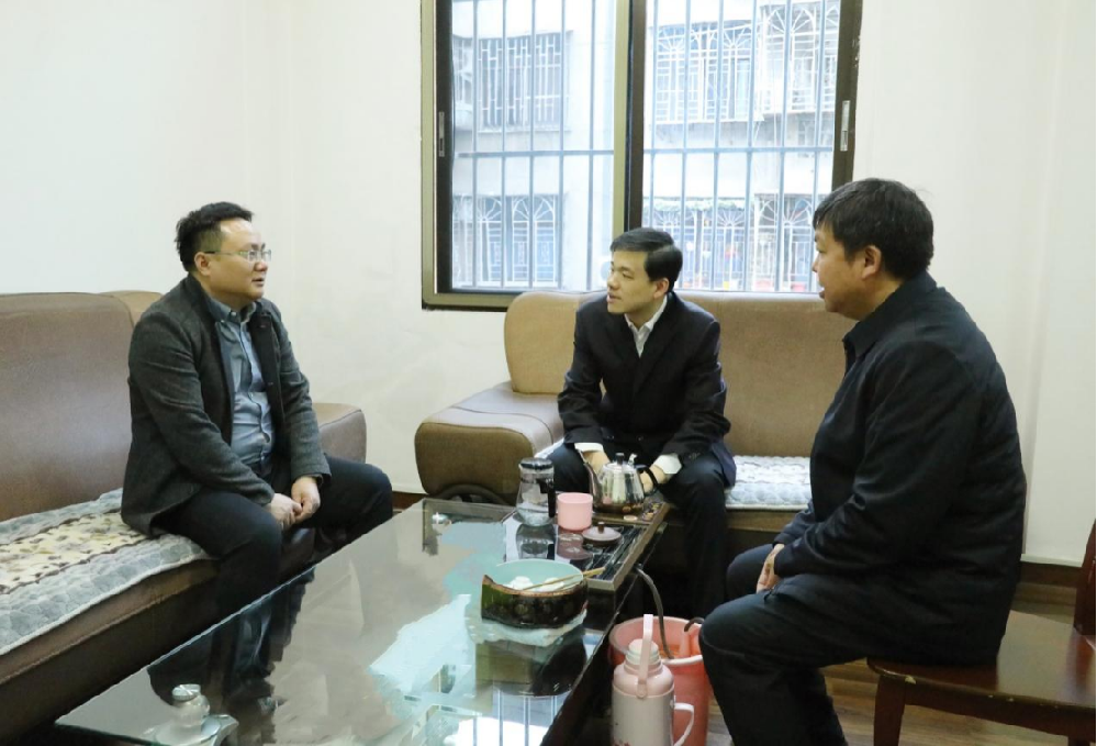康鹤会见永安市委书记傅天宝